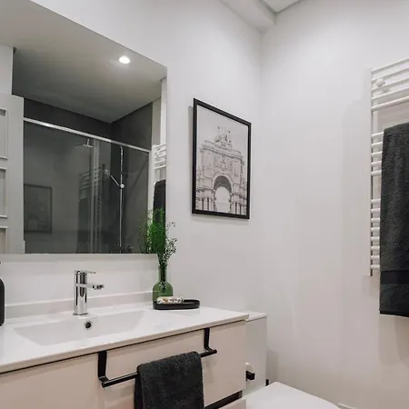 Estoril - 2 Bedrooms In Estrela