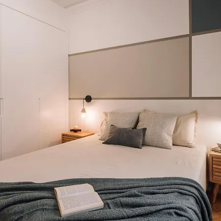 Estoril - 2 Bedrooms In Estrela Appartement Lissabon