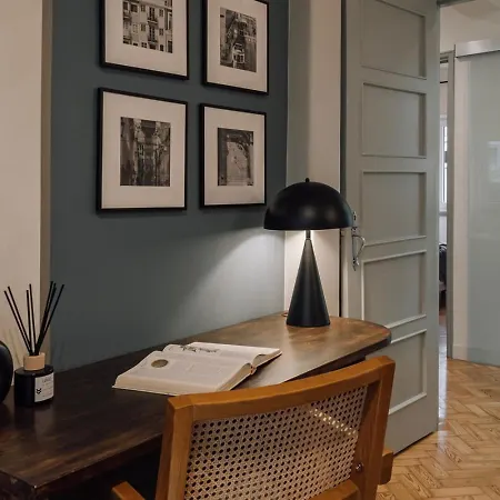 Estoril - 2 Bedrooms In Estrela