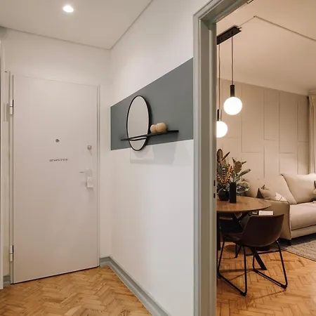 Estoril - 2 Bedrooms In Estrela ליסבון