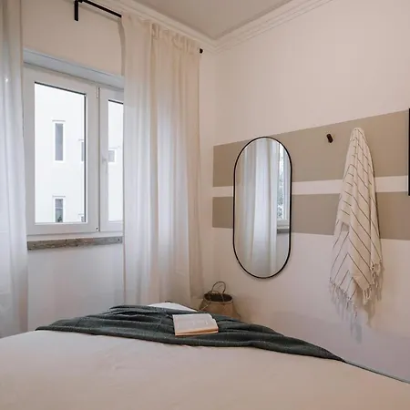 Estoril - 2 Bedrooms In Estrela דירה *